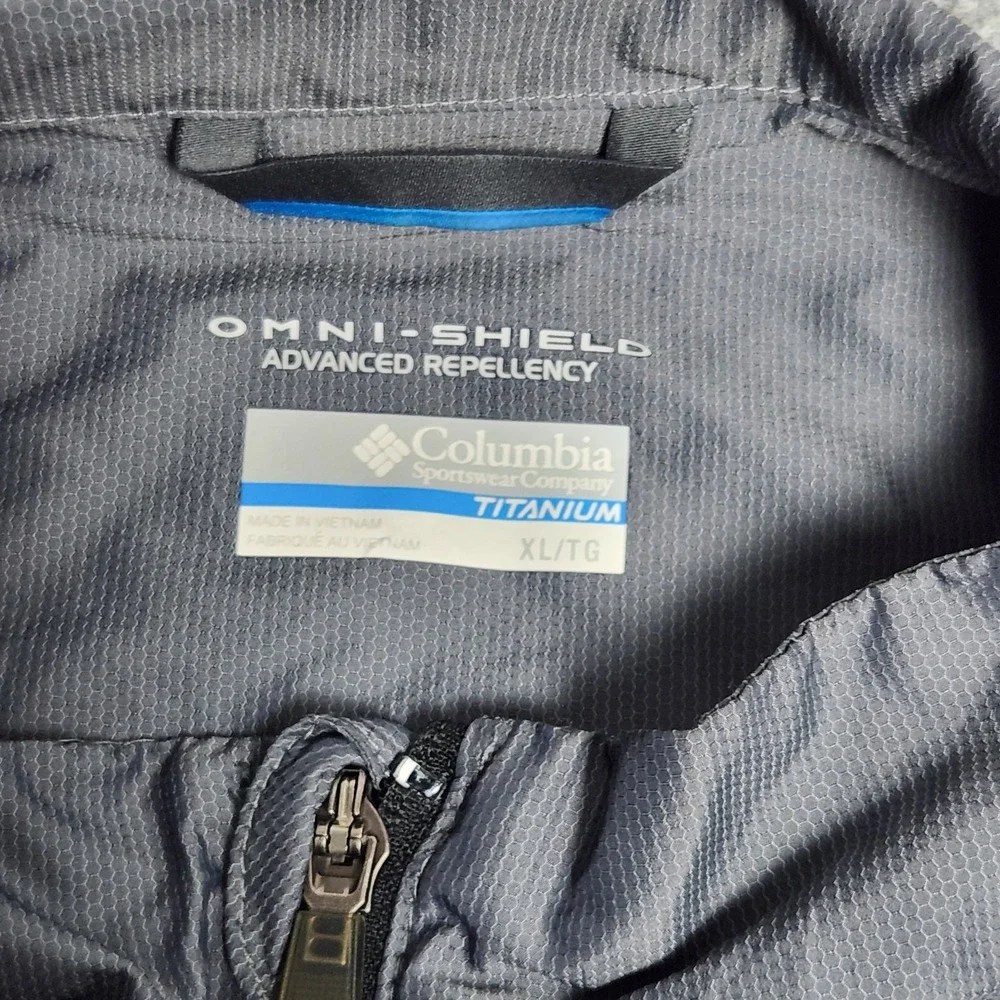 Columbia‎ Titanium Jacket Men XL Gray Omni Shield Baseplate Full Zip Gorpcore